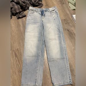 SO mom jeans